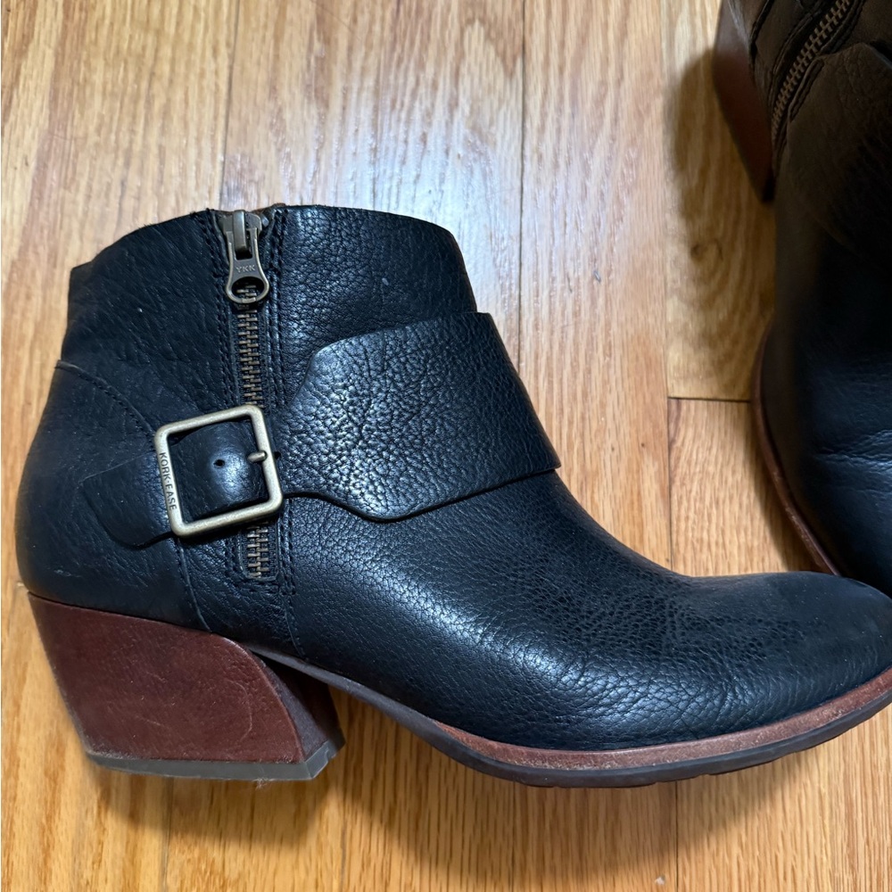 Kork-Ease Womens Black Ankle boots sz9.5